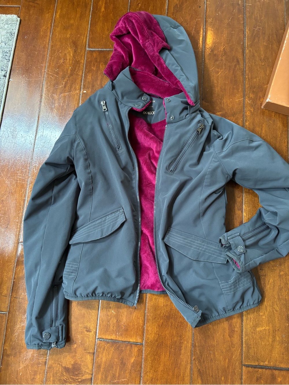 Women’s title nine small Gray Jacket with Burgundy faux fur  Lining hooded